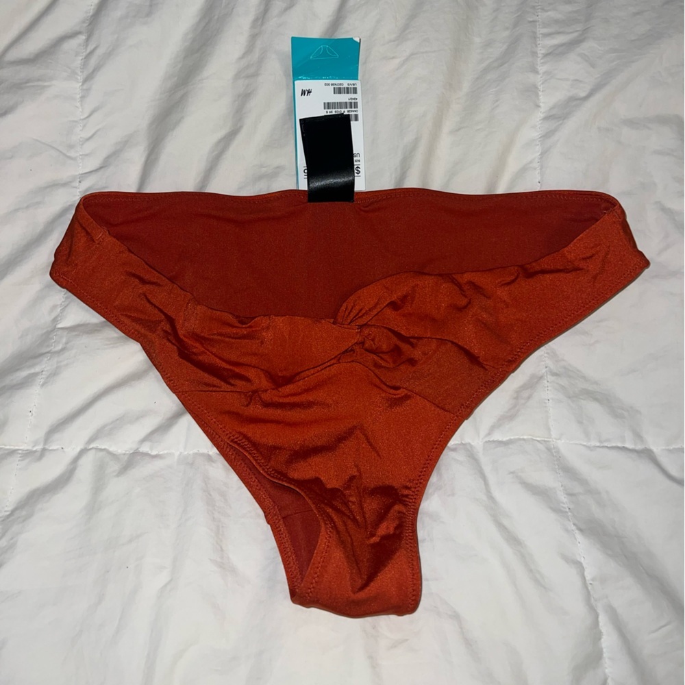 H&M Size 10 burnt orange bikini bottom with twist accent NWT